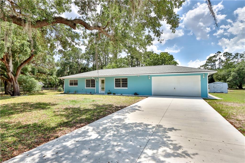 440 Bottlebrush Ave Lake Placid, FL 33852