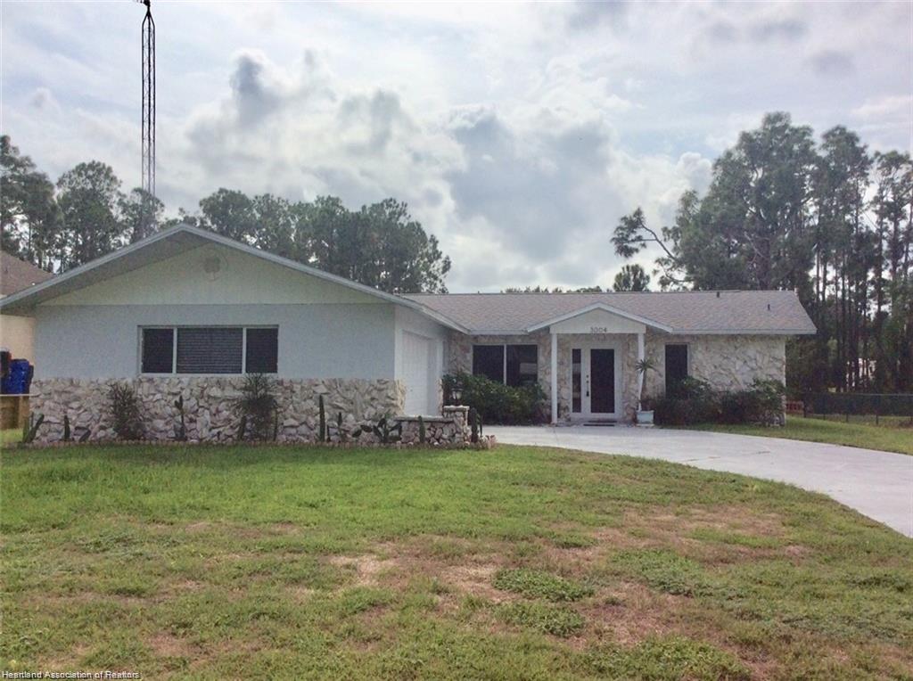 3004 Morning Glory Dr. Lake Placid, FL 33852