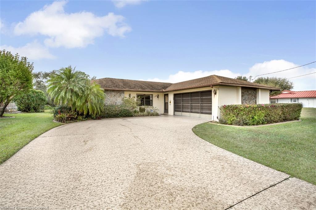 114 Lincoln Rd NW Lake Placid, FL 33852