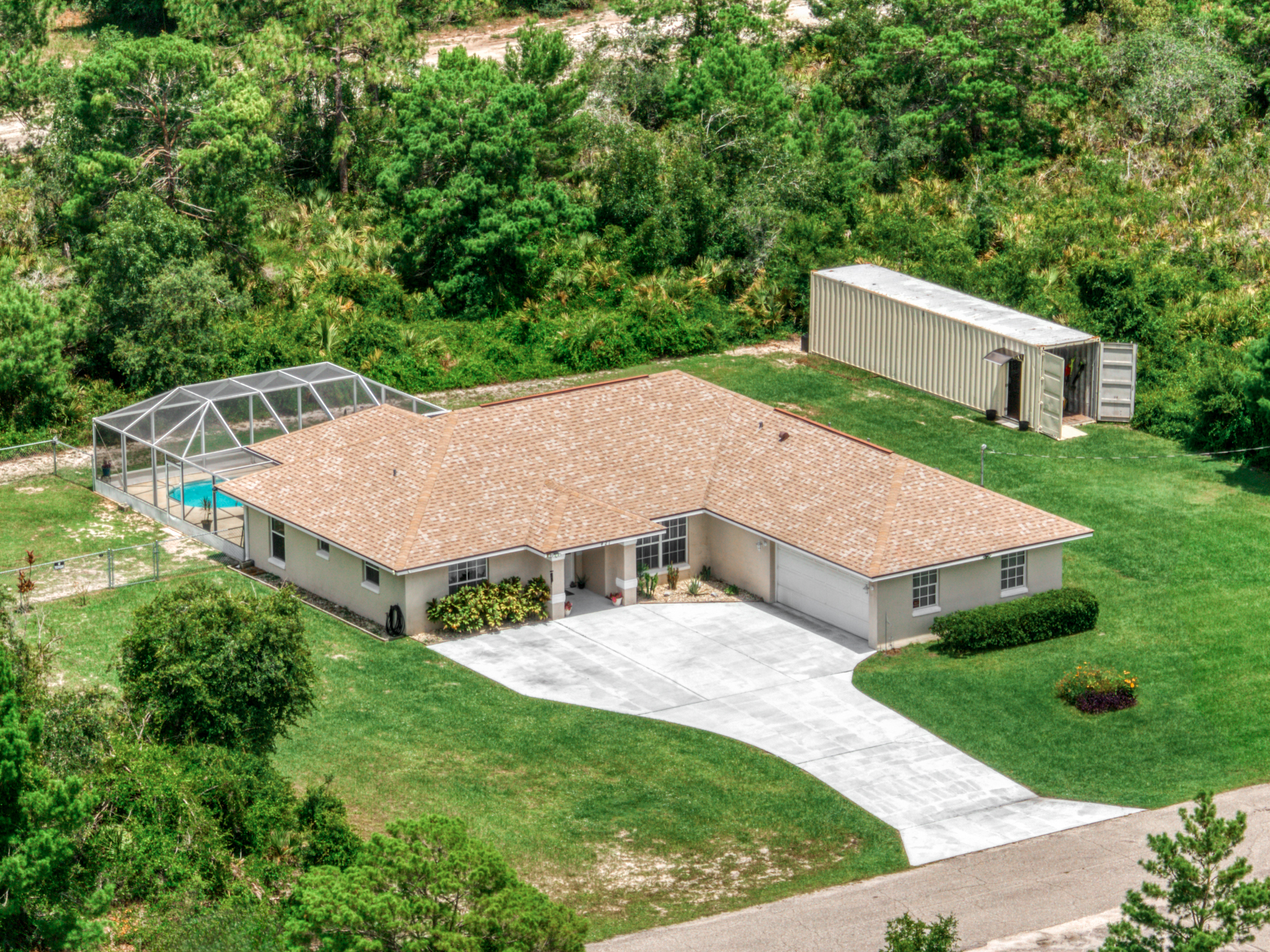 Affordable 3/2 Pool Home in Lake Placid