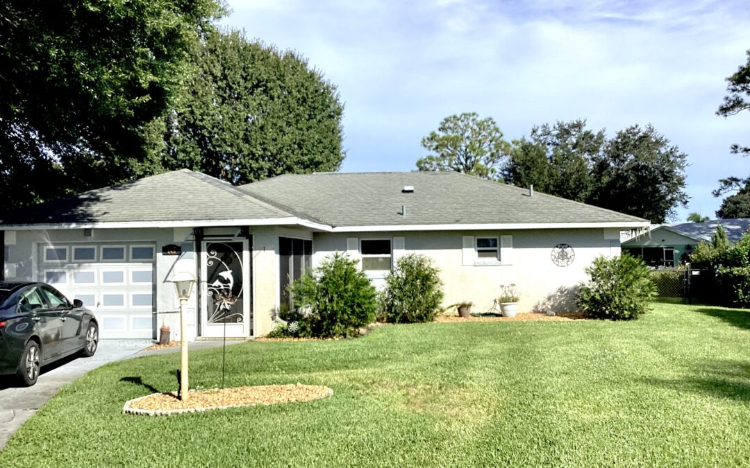 Adorable Canal to Lake Home
